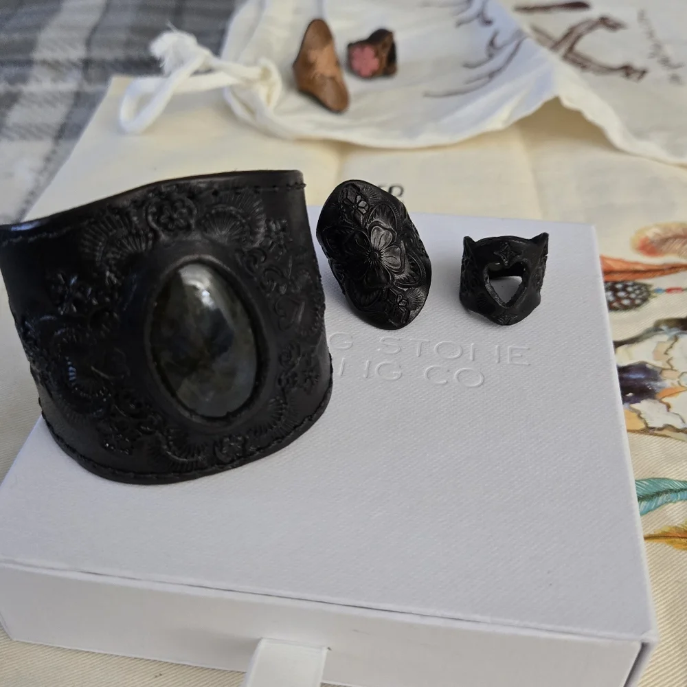Buffalo Girl Labordite Cuff + Rings 🦄🖤 - Picture 4 of 16